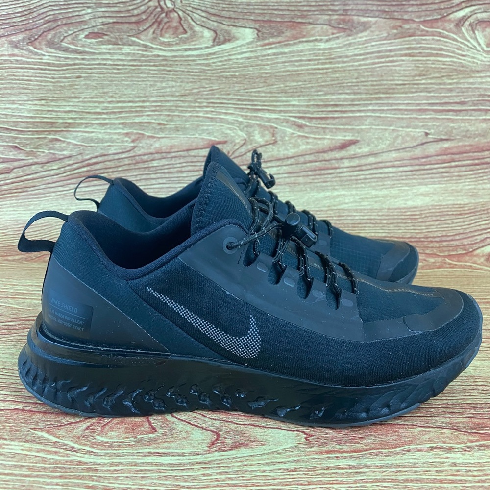Nike Odyssey React Shield Black Run Sneaker 8.5